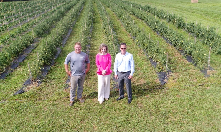 Congresswoman Barbara Comstock visits the JK Community Farm
