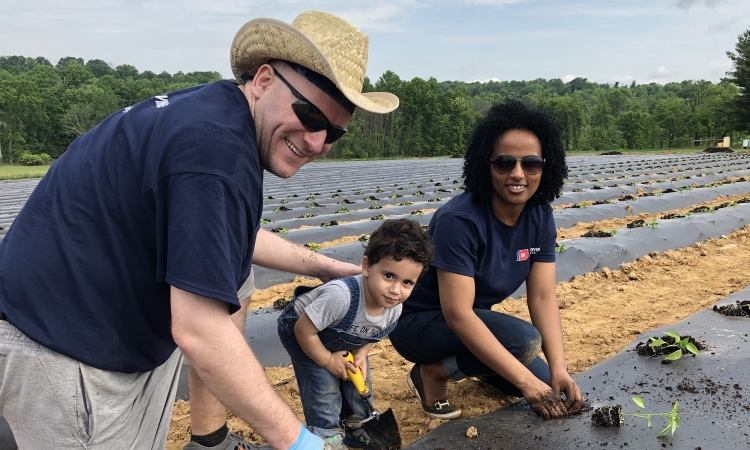 JK Community Farm volunteers