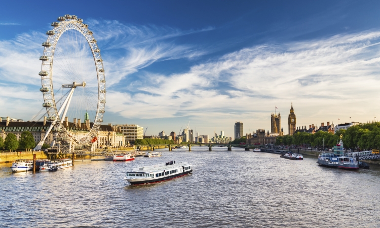 International moving - London