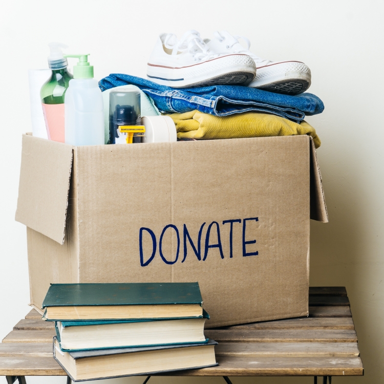 Moving in a rush - donations