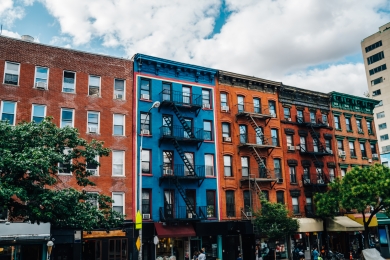 Apartment move - busy city street