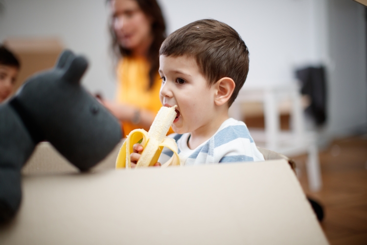 Combat stress during a move with snacks