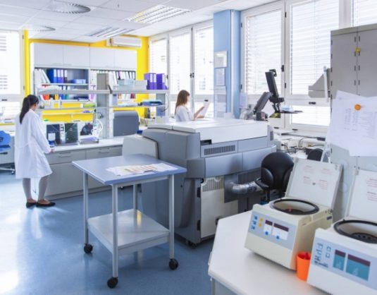 Lab equipment storage & delivery services