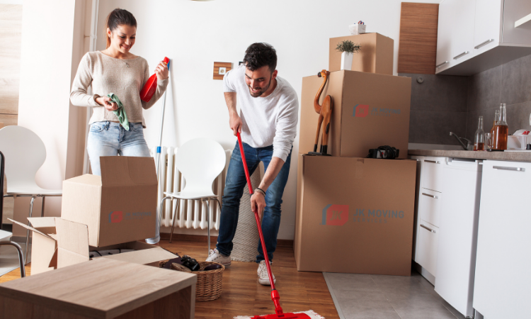 keep the house clean during a move