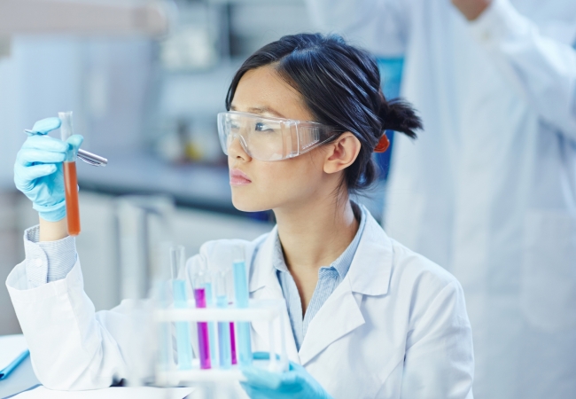 lab researchers
