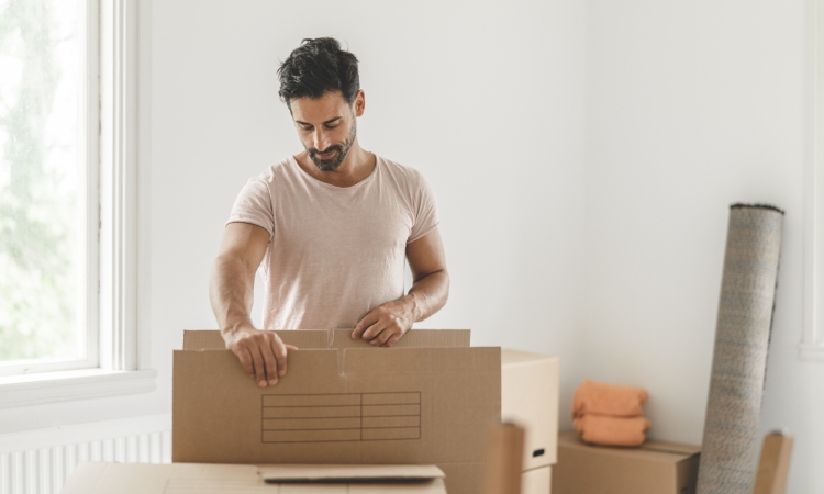 Packing box for storage