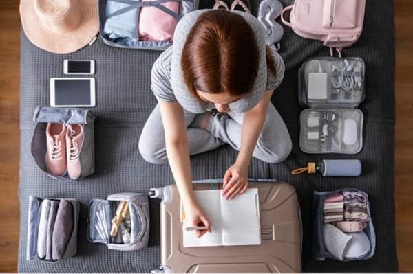 International moving checklist