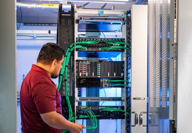 New deployment data center logistics