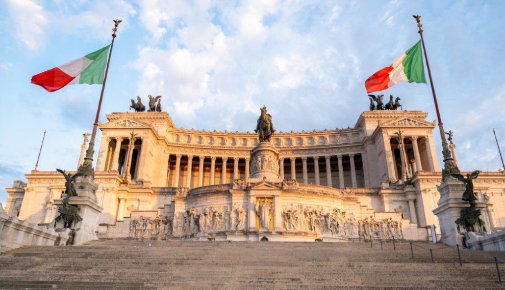 Moving to Italy from US
