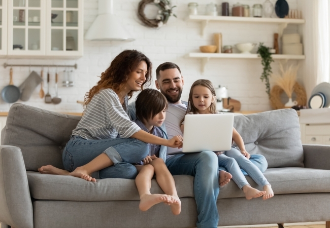 Family on laptop