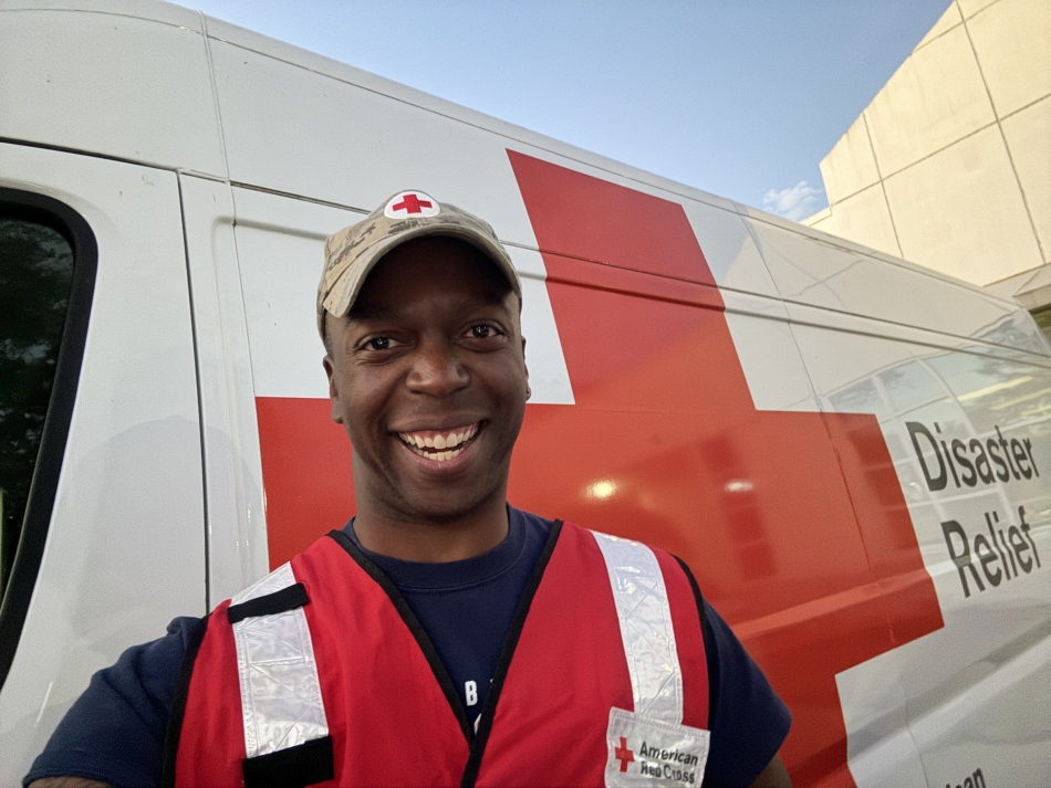 LeMar Pollard - Red Cross volunteer