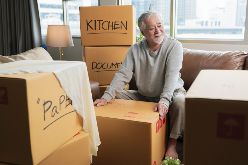 Senior move management - packing