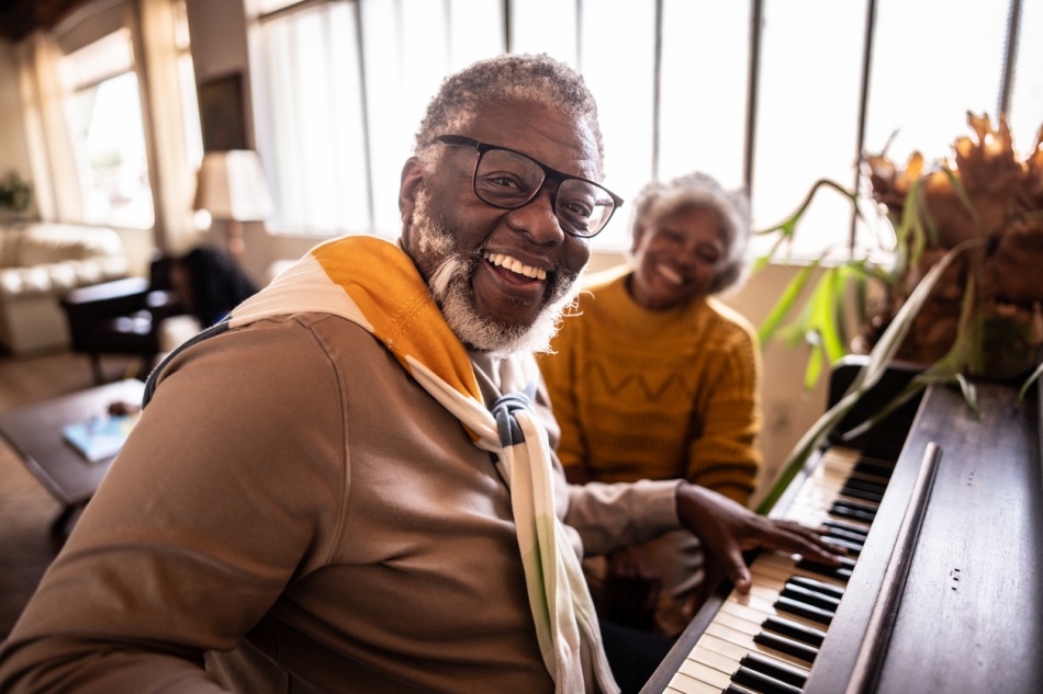 senior living community - daily life