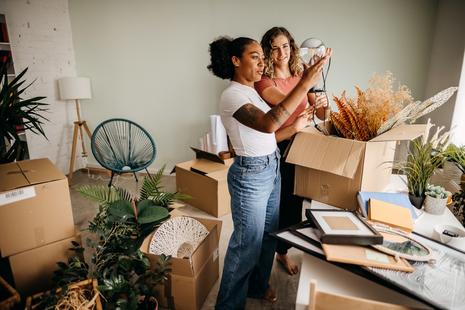 Room-by-room moving checklist - living room