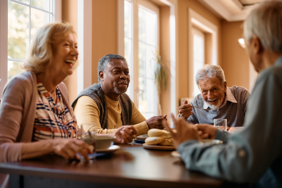 Aging in place vs senior living community - mealtime
