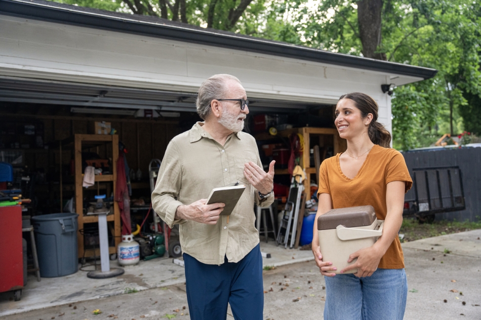 Room-by-room downsizing checklist for seniors - garage