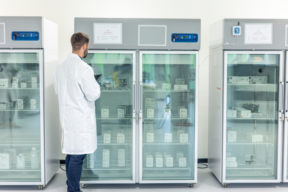 Cleanroom & biorepository relocation - refrigeration